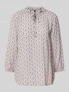 Blouseshirt met druppelvormige hals