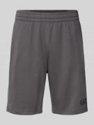 Korte broek met labeldetail