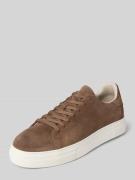 Lage sneakers van echt rundernubuck, model 'DAVID'