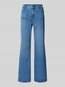 Flared fit jeans van katoenmix met paspelzakken