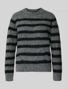 Gebreide pullover met ronde hals, model 'THORA'