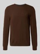 Gebreide pullover met ribboorden