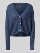 Regular fit gebreid jack met extra brede schouders, model 'CAROL'