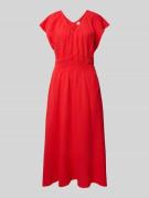 Midi-jurk met V-hals en volantmouwen