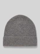 Muts van puur kasjmier in gebreide look