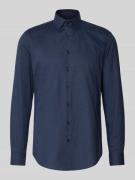 Slim fit zakelijk overhemd met knoopsluiting