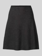 Uitlopende minirok van viscosemix