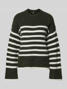 Relaxed fit gebreide pullover met wol, model 'LINE'