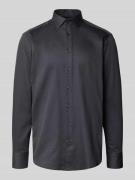 Regular fit zakelijk overhemd van katoen met kentkraag