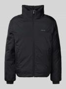 Jack met opstaande kraag en logoprint