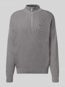 Oversized gebreide pullover met labelstitching