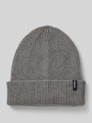 Gebreide muts van viscosemix in riblook