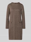 Knielange jurk met opstaande kraag