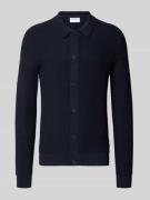 Vest met knoopsluiting