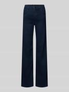 Straight fit jeans in 5-pocketmodel, model 'Lara'