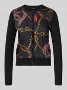 Gebreid jack met knoopsluiting, model 'OFRYAH'