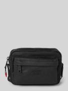 Schoudertas met logo-applicatie, model 'Pino'