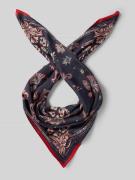 Zijden sjaal in driehoekig model