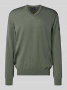 Gebreide pullover van scheerwol met V-hals