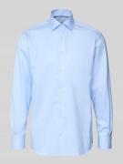 Modern fit zakelijk overhemd met kentkraag en sportmanchetten