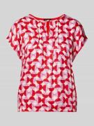 T-shirt van een viscosemix met druppelvormige hals