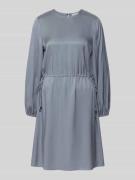 Knielange jurk met tunnelkoord