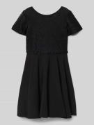 Knielange jurk met ronde hals