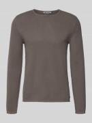 Basic gebreide pullover met ronde hals en rolranden