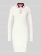 Slim fit jurk met polokraag