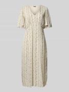 Getailleerde vrijetijdsjurk van pure viscose, model 'TAITLYN'