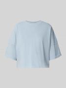 Boxy fit T-shirt met extra brede schouders, model 'KUSIA'