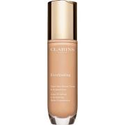 Clarins     Everlasting Long-Wearing & Hydrating Matte Foundation