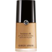 Giorgio Armani Luminous Silk Foundation 7.8 Tan, Olive