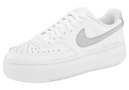 NU 20% KORTING: Nike Sportswear Sneakers COURT VISION ALTA Design in d...