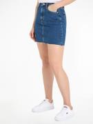 TOMMY Jeans rok MOM UH SKIRT AH4035 Webrok met logo-borduring