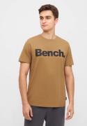 Bench. T-shirt Leandro