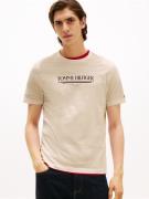 Tommy Hilfiger T-shirt BRAND LOVE HILFIGER TEE