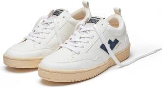 MUSTANG Sneakers ROLAND V.10 vegan sneaker, bovenmateriaal van 70% maï...