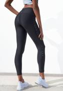 active by Lascana Legging met glanzend logo-opschrift
