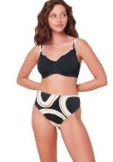 Triumph Beugelbikinitop Summer Allure W sd 01 Minimizer - verkleint de...