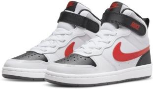 Nike Sportswear Sneakers COURT BOROUGH MID 2 (PS) Design in de voetspo...