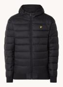 Lyle & Scott Gewatteerde jas met capuchon en logo