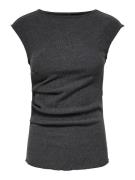 Only An ruching top -