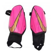 Nike Charge scheenbeschermers